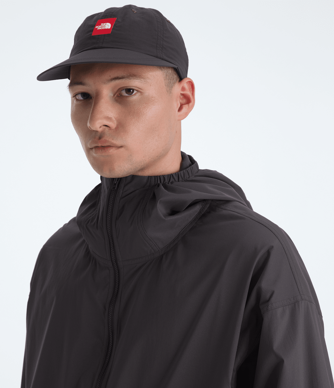 Men’s TNF™ Red Box Packable Hooded Wind Jacket - The North Face