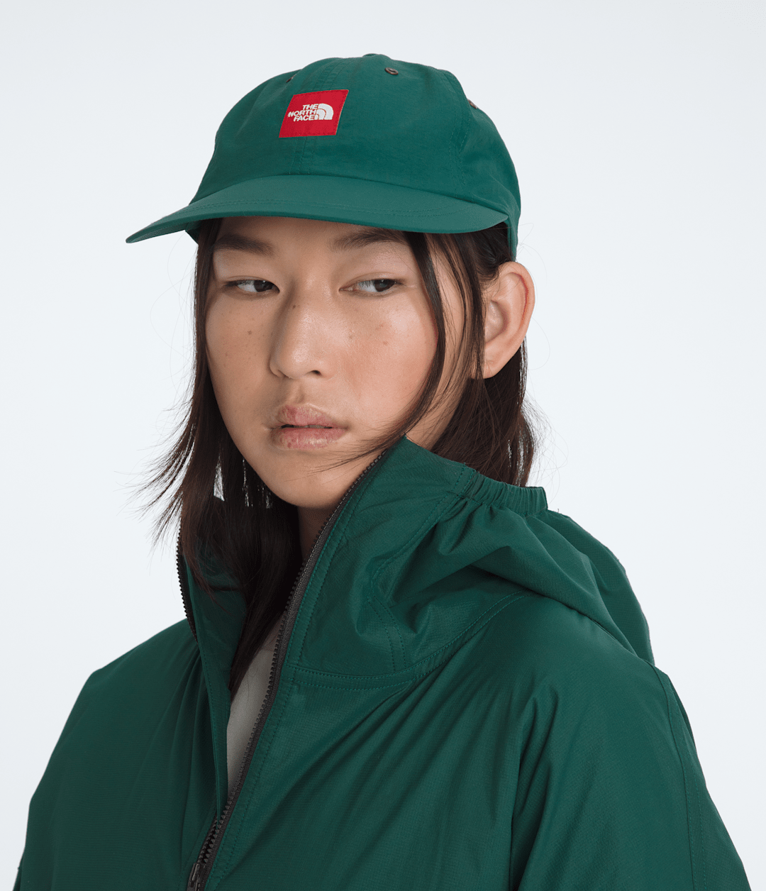 Men’s TNF™ Red Box Packable Hooded Wind Jacket - The North Face