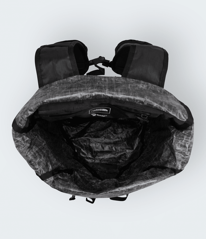 Summit Series AMK 25L Pack - The North Face