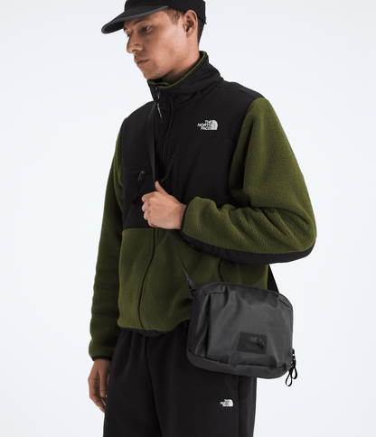Base Camp Voyager Pro Crossbody - The North Face