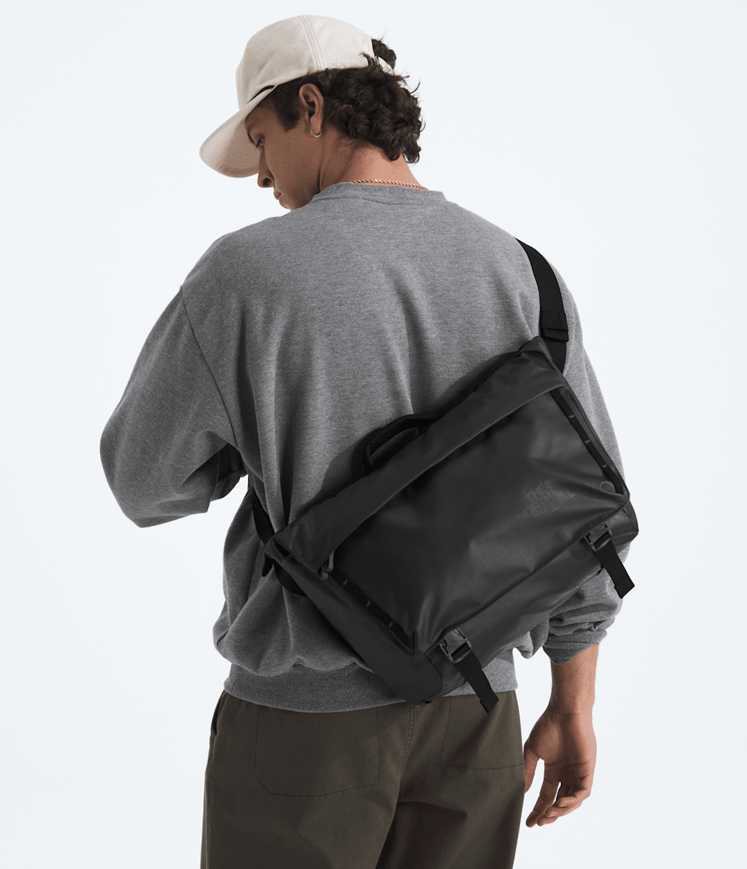 Base Camp Voyager Messenger Bag - The North Face