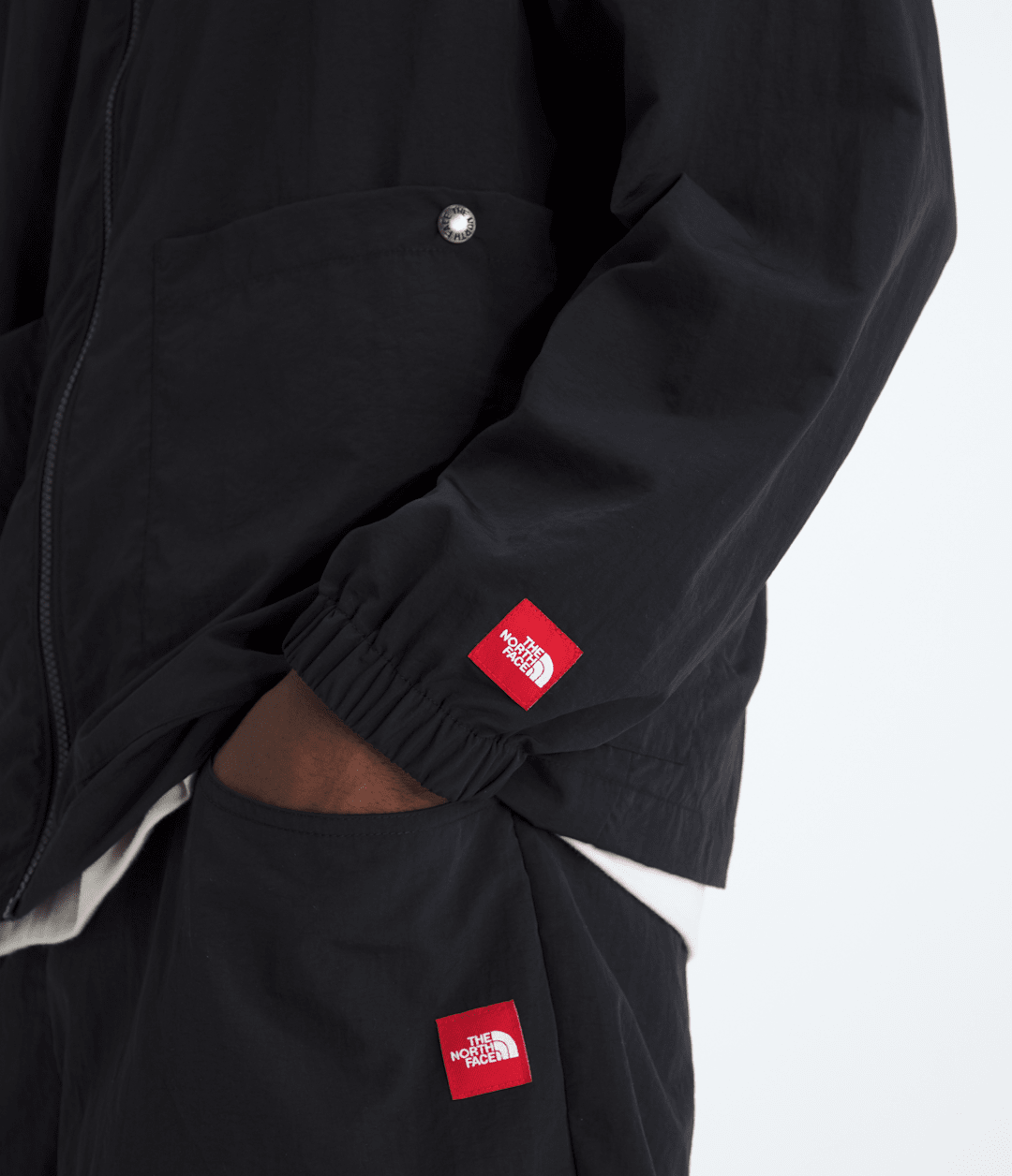 Men’s TNF™ Red Box Nylon Long-Sleeve Shirt - The North Face